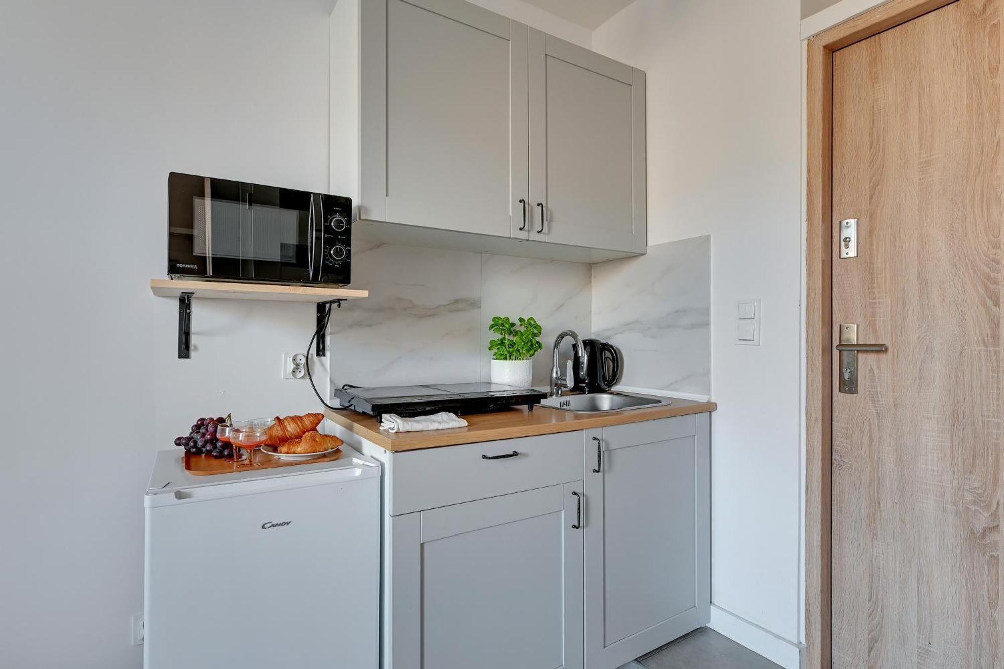 Campus Apartment *